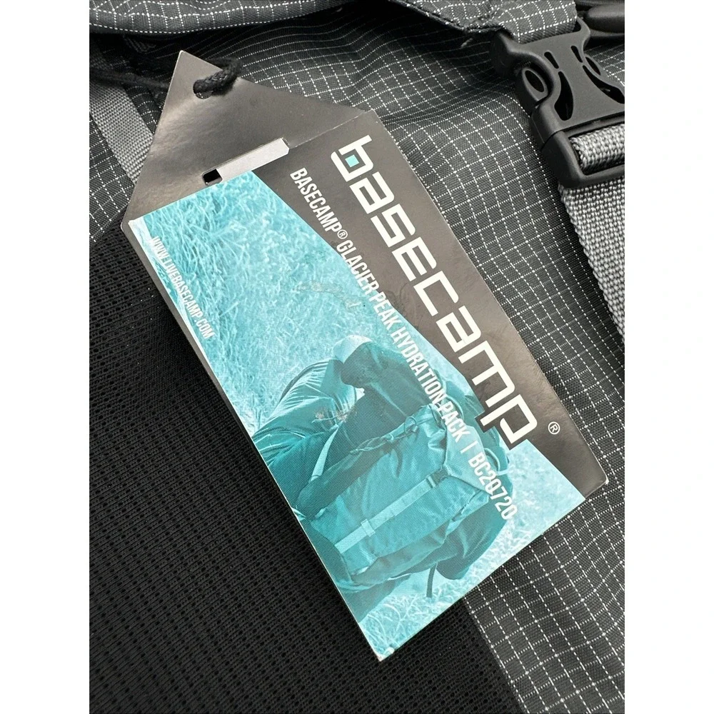 Glacier‎ Peak Black Nile Hydration Pack Backpack NWT